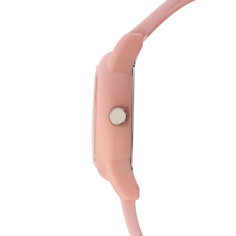 ساعت مچی عقربهای کوارتز دخترانه کیو اند کیو مدل V22A-001VY